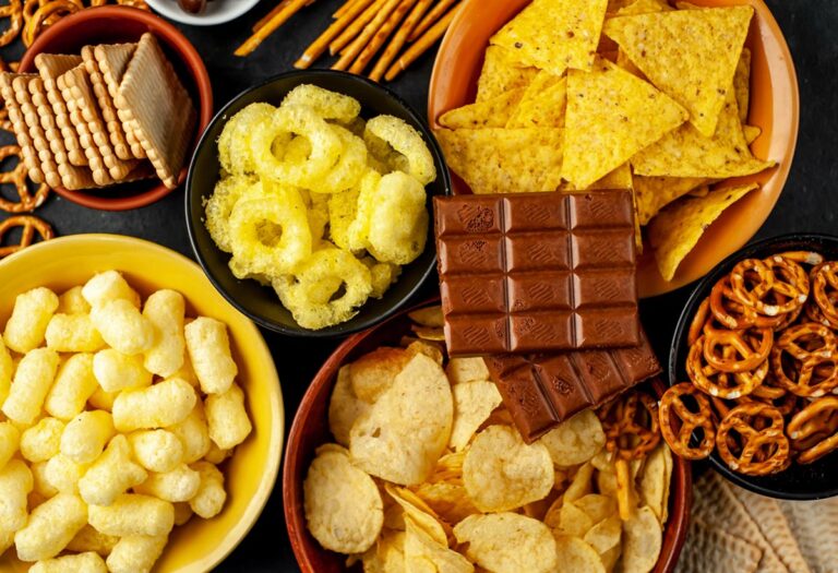 5 Foods the Elderly Should Avoid