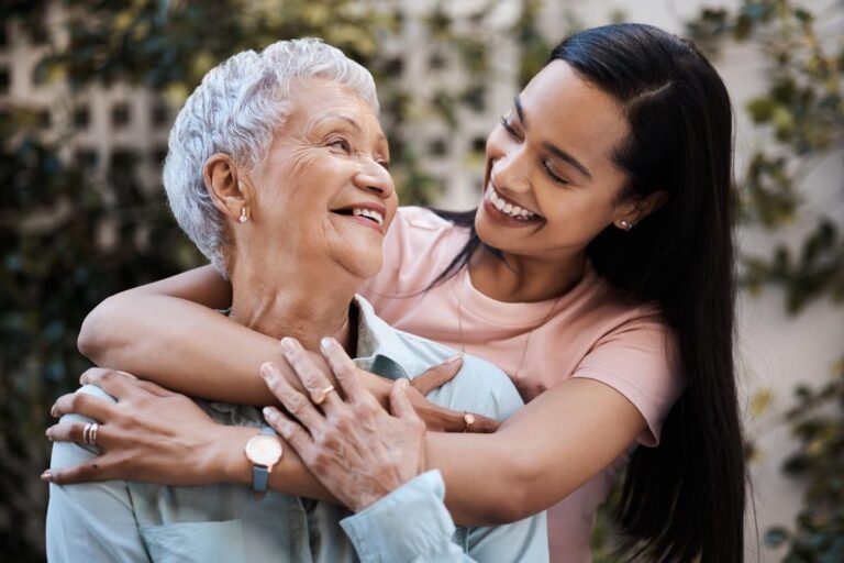 Moving a Parent into Memory Care: 5 Tips for this Transition