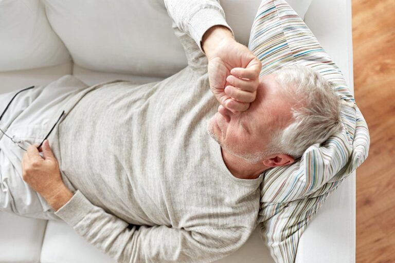 What Are the Signs of Pneumonia in Seniors?